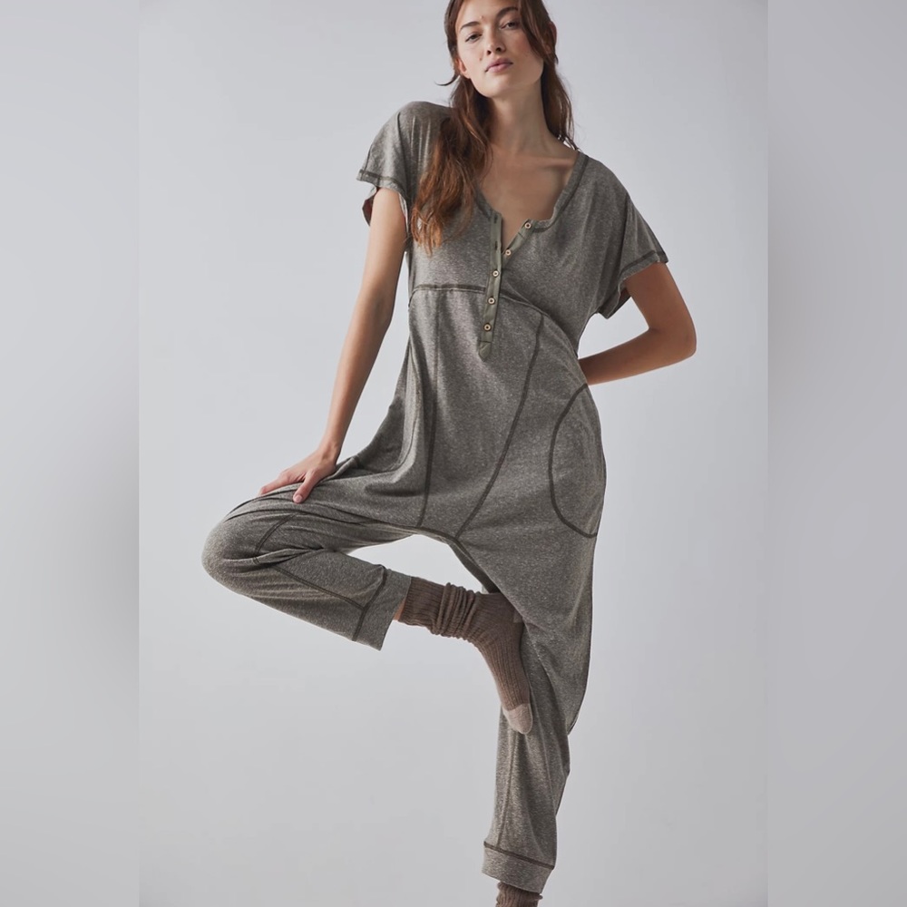 Pajama Romper - Picture 1 of 4